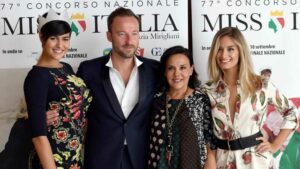 facchinetti rea makeup